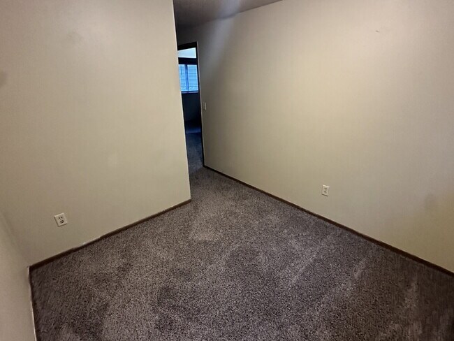 Foto del edificio - 1600 Terrace Dr