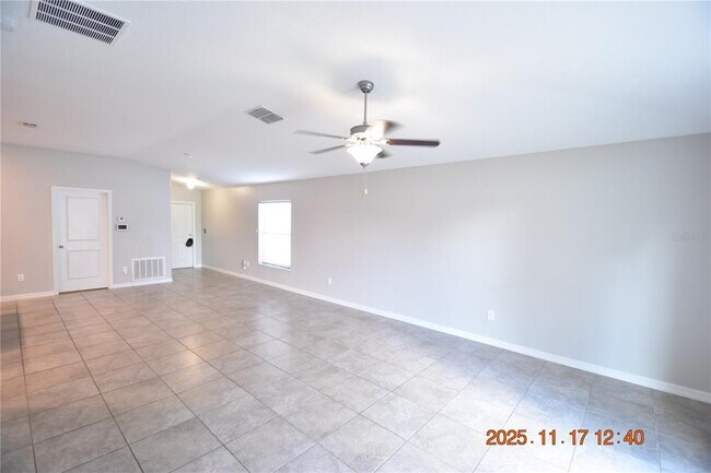 Foto del edificio - 10120 Carloway Hills Dr