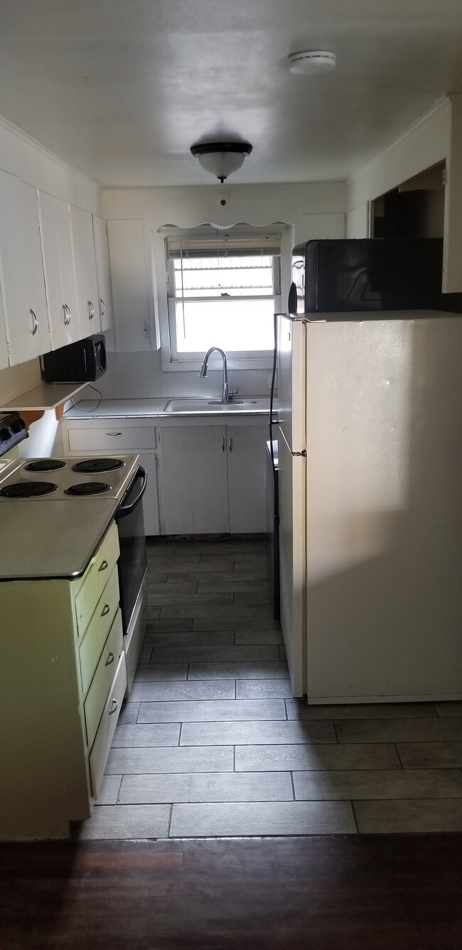 Foto del edificio - 3110 W Overland Rd