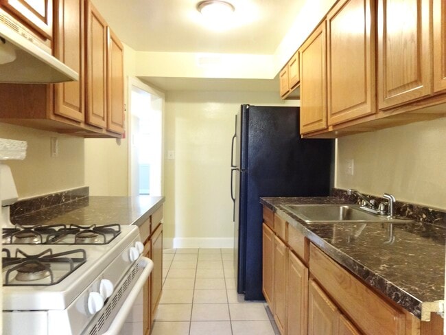 Building Photo - 3138 Buena Vista Terrace SE