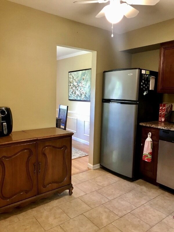 Foto del edificio - 801 W Long Lake Rd
