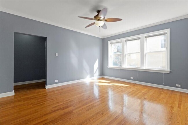 Foto del edificio - 2 bedroom in Chicago IL 60647
