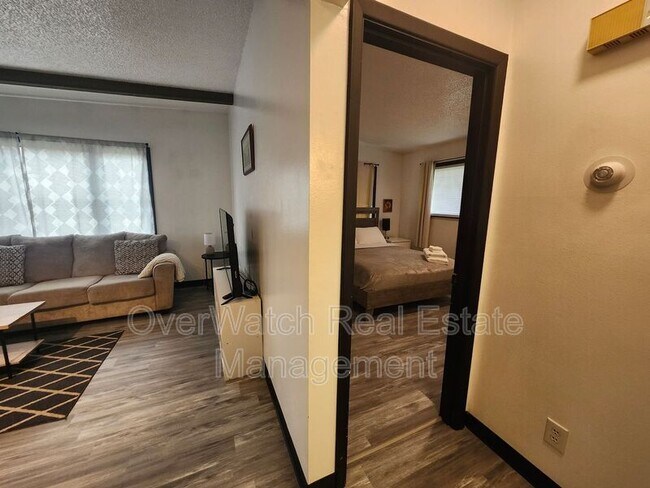 Foto del edificio - 3105 W 33rd Ave