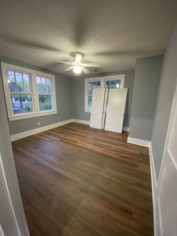 Foto principal - 1715 Goff Ave