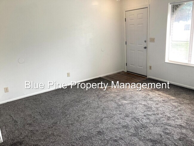 Foto del edificio - 335 E 15th St