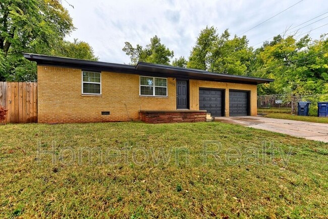 Photo - 1135 N Billen Ave House