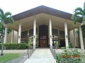 Building Photo - 14601 N Kendall Dr