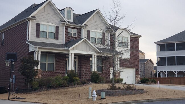 Building Photo - 2720 Fox Hunt Way
