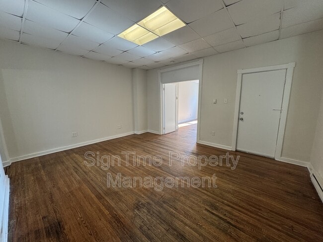 Foto del edificio - 42 E Washington St