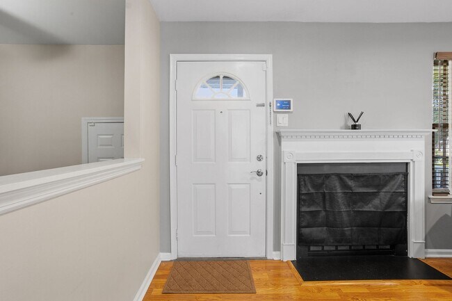 Foto del edificio - 3 Bd / 2.5 Bth Council Rock Townhome