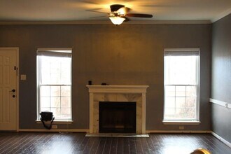 Building Photo - 3248 Holly Hall St