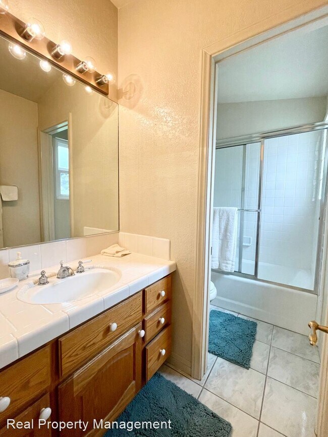 Foto del edificio - Studio, 1 bath House - 2286 JANIS WAY