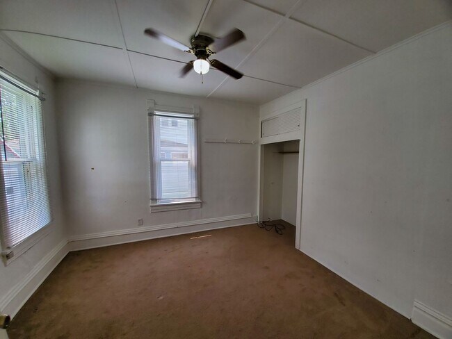 Building Photo - 2512 Walnut St