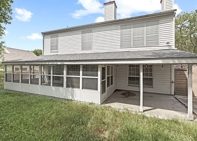 Building Photo - "Spacious 3-Bed Sanctuary with 2.5 Baths o...