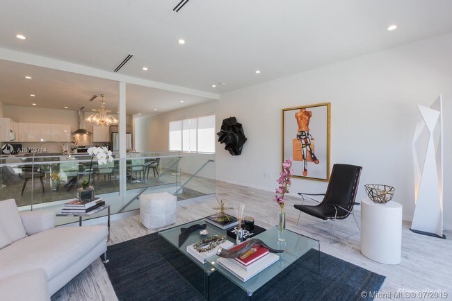 Foto del edificio - 3087 SW 21st St