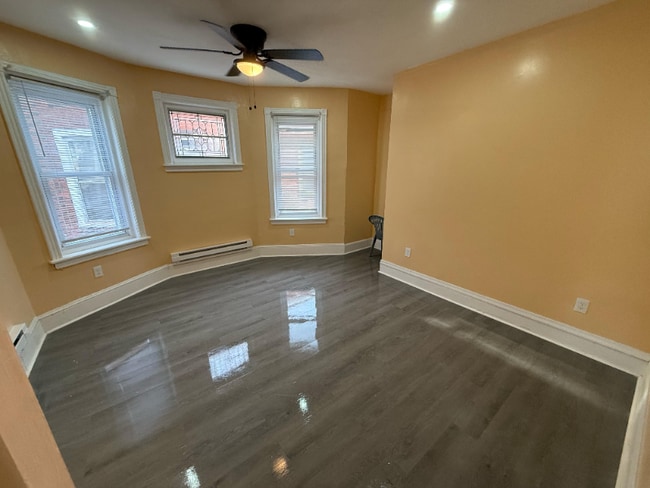 Building Photo - 6024 Christian St