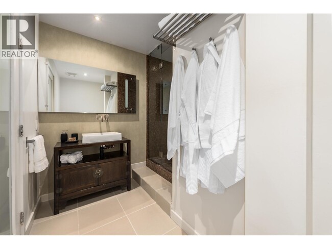 Building Photo - 55 E Cordova St