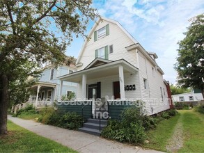 Building Photo - 205 N Willard St