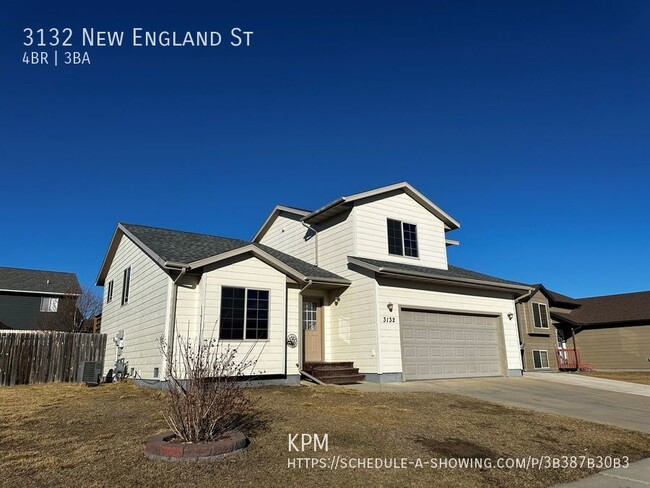 Building Photo - 4 BED | 3 BATH | TRI-LEVEL | DOUBLE GARAGE...