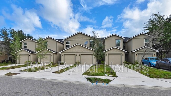 Building Photo - 7863 Playschool Ln
