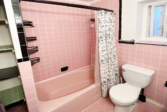 Foto del edificio - 3498 Fort Independence St