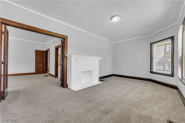 Building Photo - 3882 W 31st St