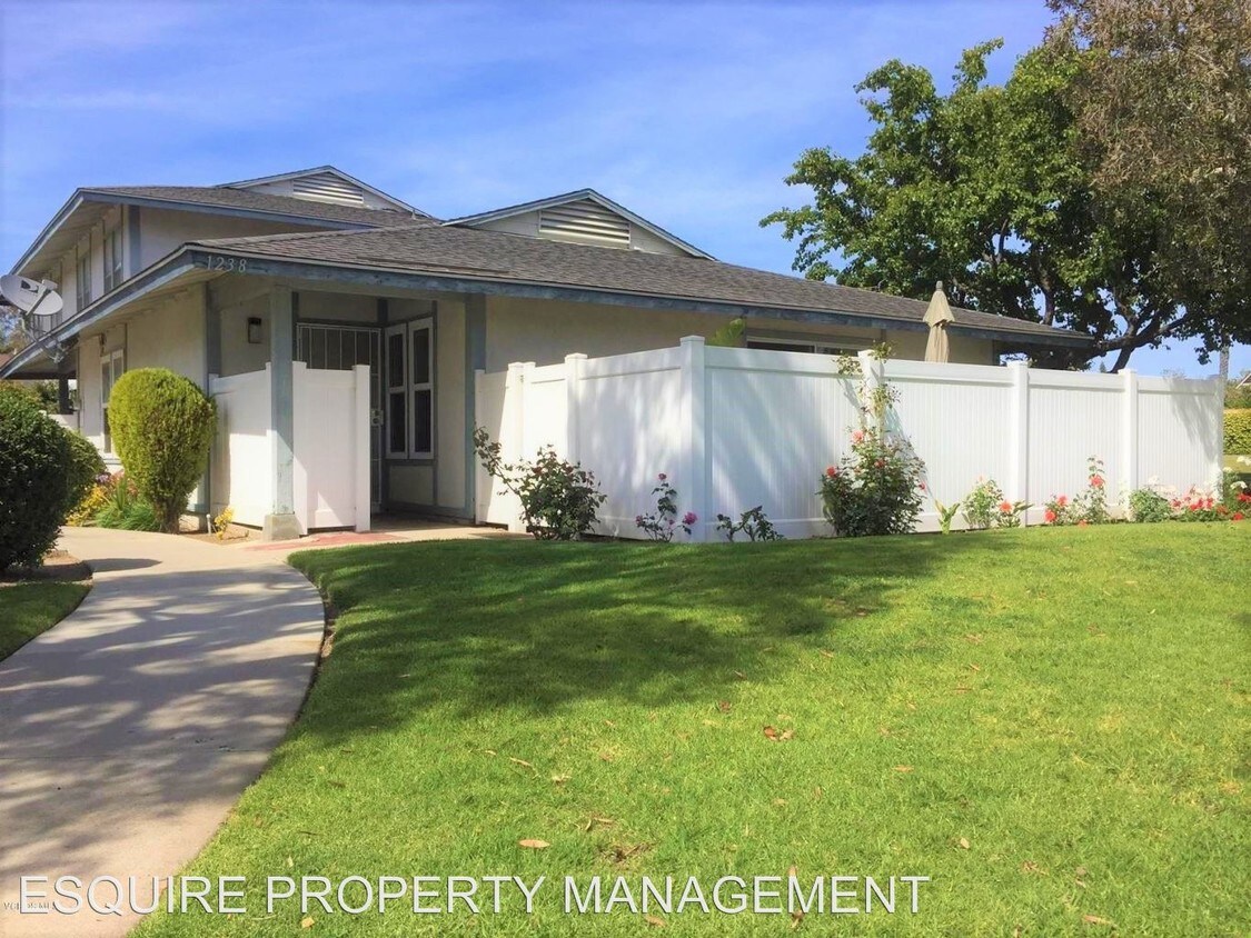 Primary Photo - 3 br, 2 bath House - 1238 MIRAMAR WALK