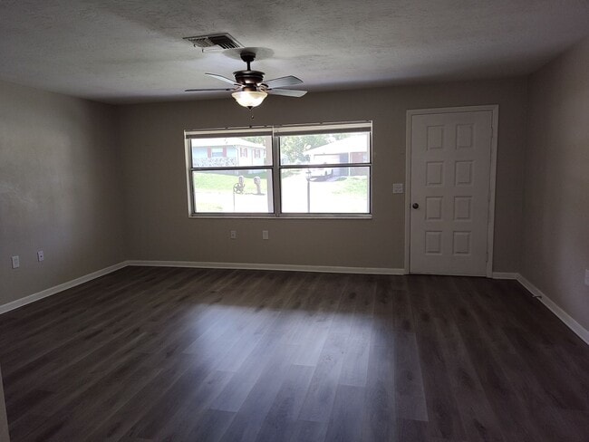 Building Photo - 3263 N Maidencane Dr