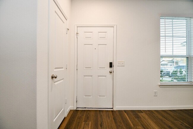 Foto del edificio - 17867 Baleage Ln