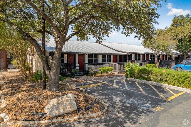 Foto principal - Salado Creek Villas Apartments
