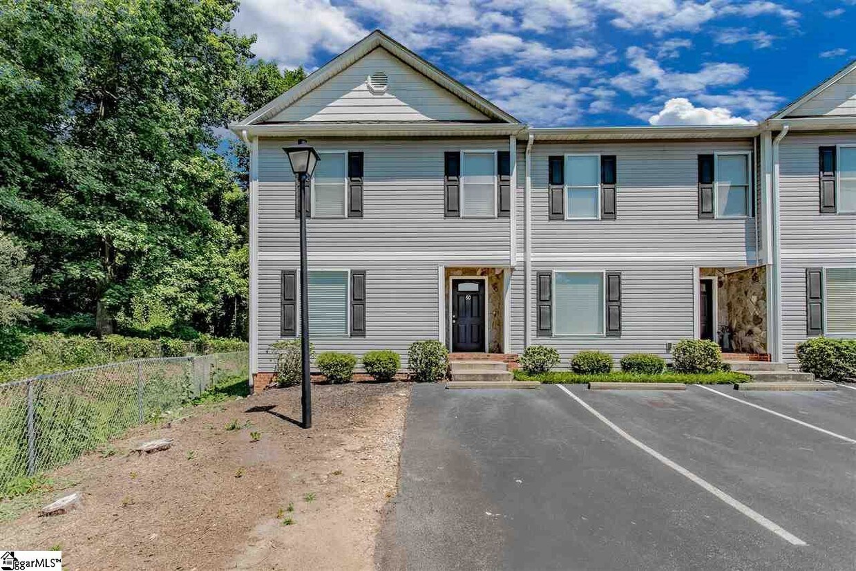60 Shockley St, Taylors, SC 29687 Condo for Rent in Taylors, SC