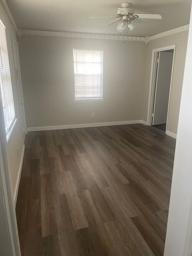 Sala de estar - Faulkner Court Apartments