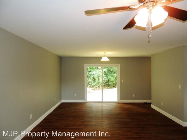 Building Photo - 4702 Winifred Dr