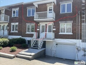 Building Photo - 8820 Av De L'esplanade