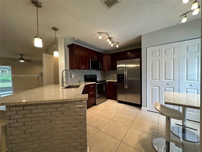 Foto del edificio - 1436 SW 47th Ave