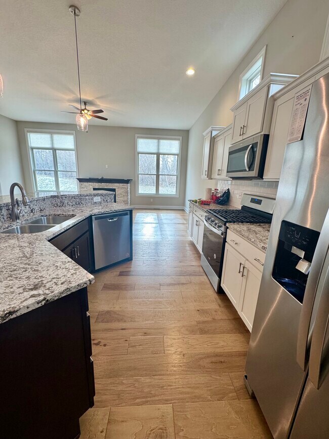 Foto del edificio - 5058 Pandit Dr