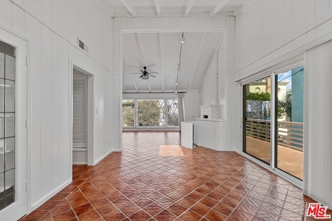 Foto del edificio - 112 Fleet St