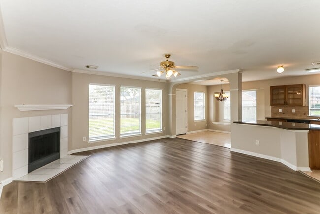 Building Photo - 4223 Pathway Ct