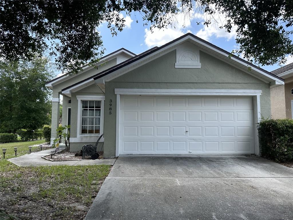 Foto principal - 3985 Journey Ct