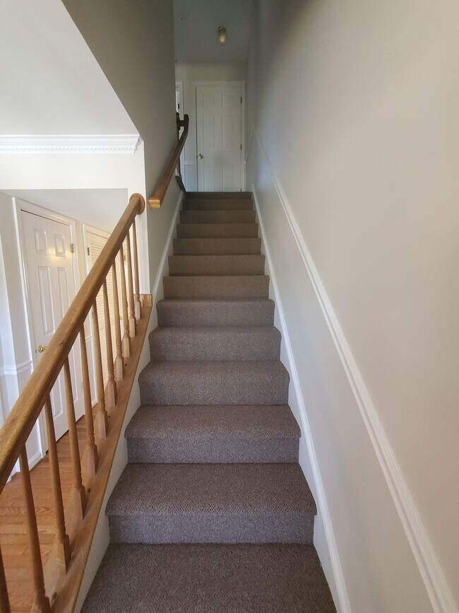 Foto del edificio - Townhome in Convenient Location