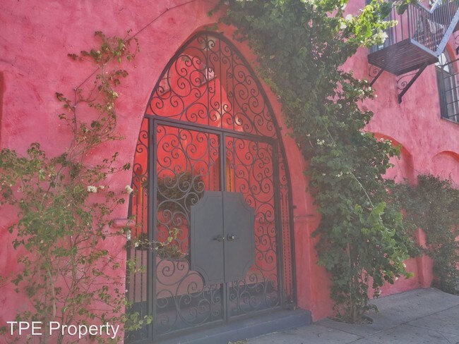 Foto del edificio - 1412 1/2 Echo Park Ave