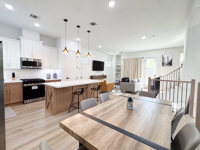 Foto del edificio - 2706 Cochran St