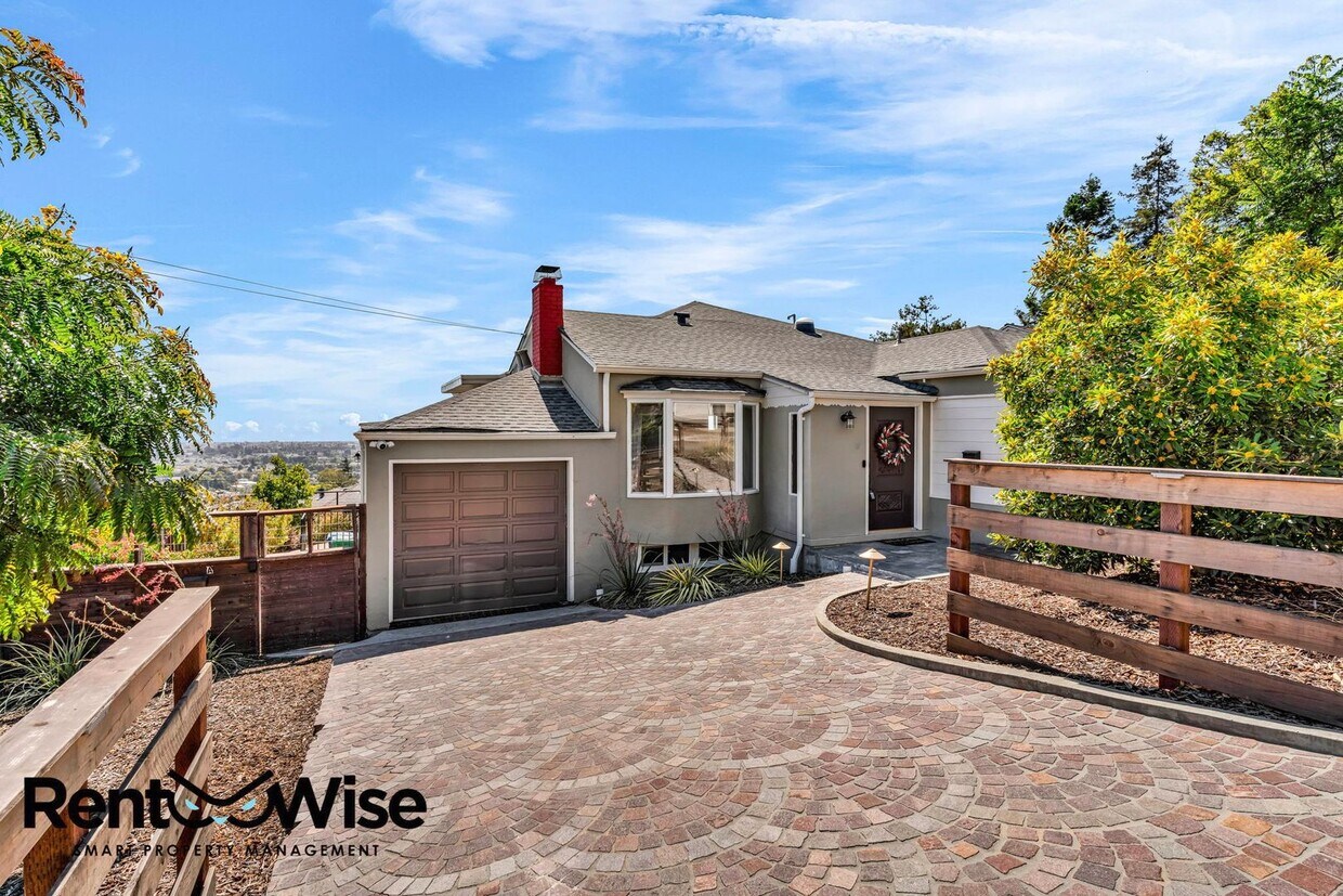 Foto principal - 16093 Selborne Dr