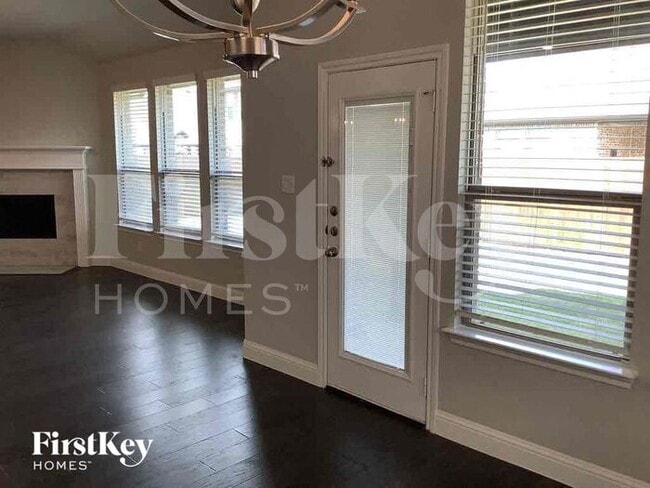 Building Photo - 111 Balsam Dr