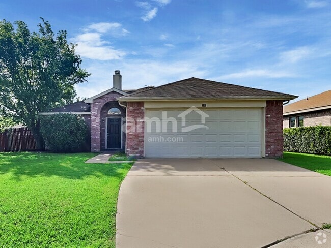 Building Photo - 702 Castlewick Ct