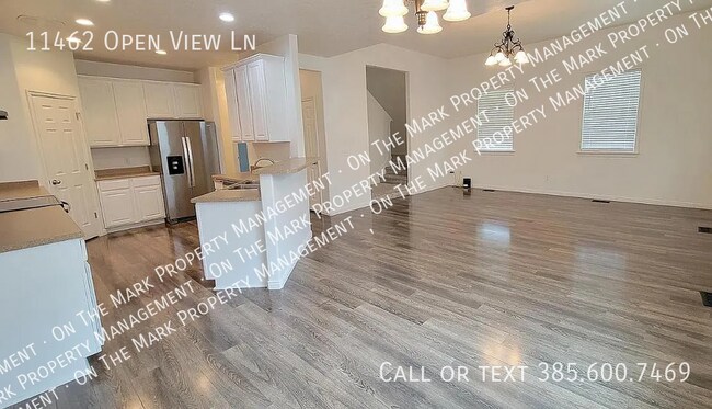 Foto del edificio - 11462 Open View Ln