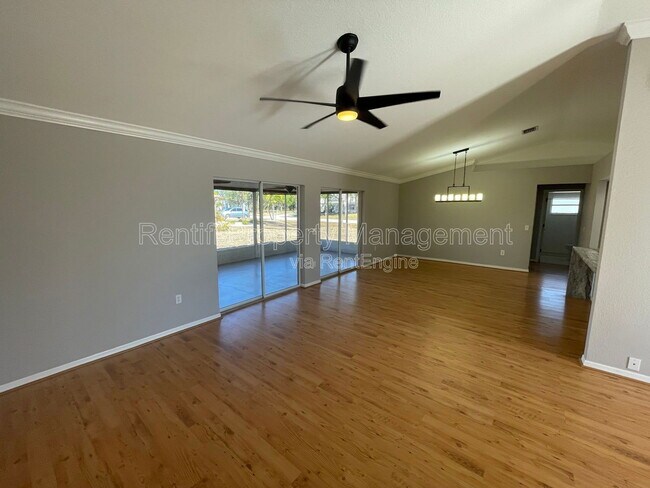 Foto del edificio - 25486 Avillas Ct