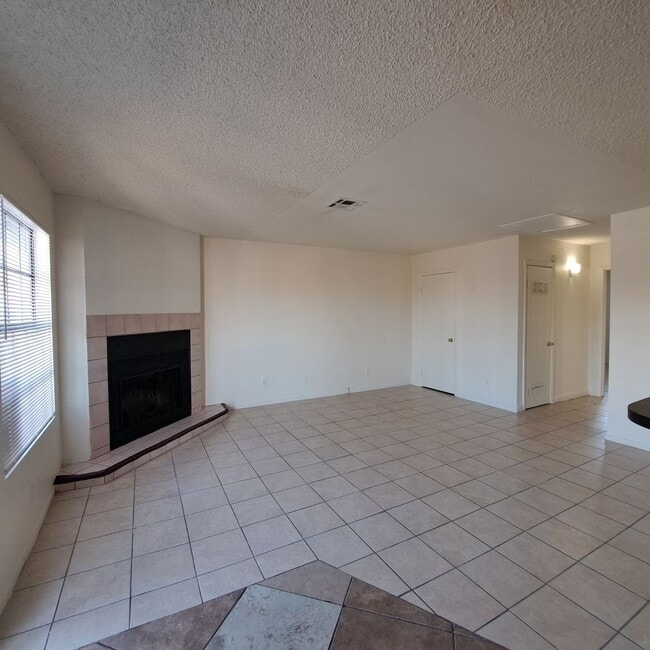 Foto del edificio - 6975 Dunsbach Way
