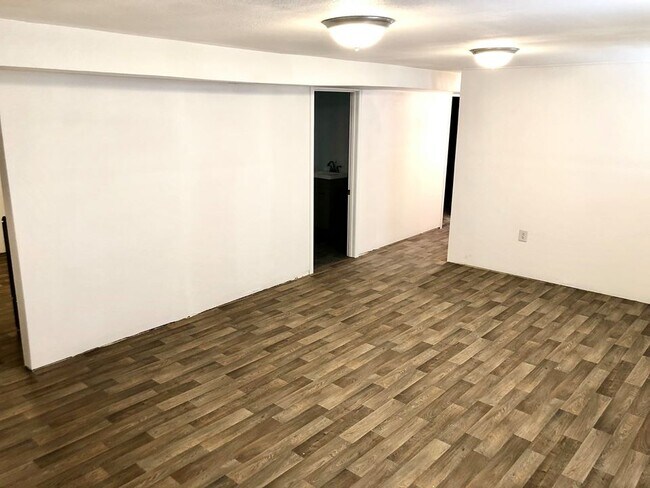 Building Photo - 2361 Harrison Blvd
