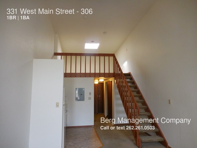 Building Photo - 331 W Main St